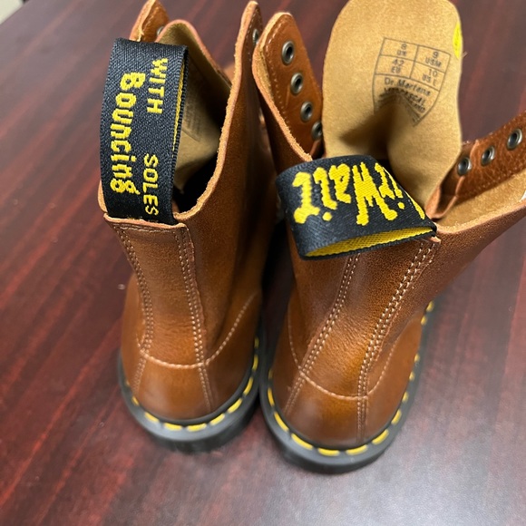 NWT. Doc Martens 1460 Charles F Stead. Men size 9. - Picture 6 of 6